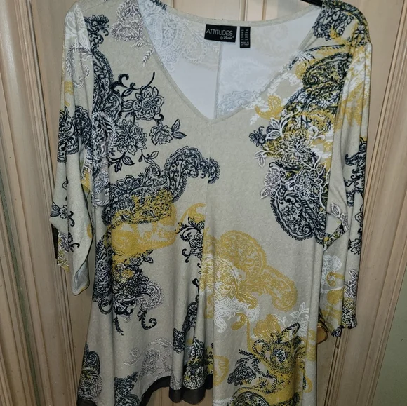 Womens plus sz 2X Attitudes by Renee like new longer sheer hem Shirt - Picture 3 of 7